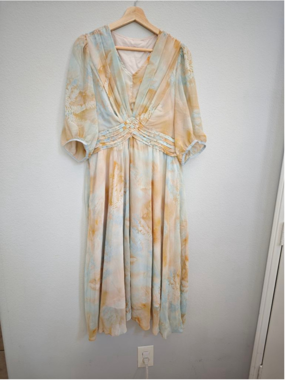 Romantic silk blend midi dress